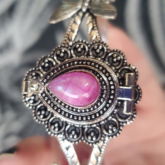 New Pink Rainbow Moonstone 925 Silver Butterflies Poison Cuff Bracelet. - Picture 5 of 12